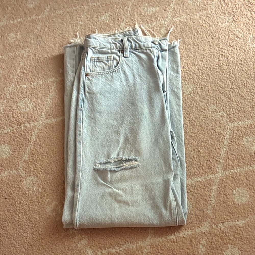 PacSun Light Gray Distressed Straight Leg Jeans